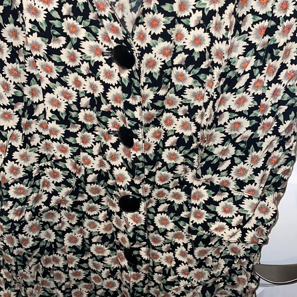 R.J. Stevens petites by Carol Escritor - Picture 4 of 4